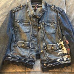 Cropped Akdmks denim jacket. Like new condition. Size XL.